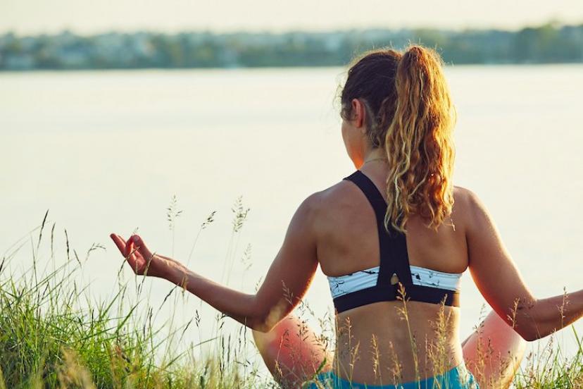 Cinq choses à savoir pour bien débuter le yoga